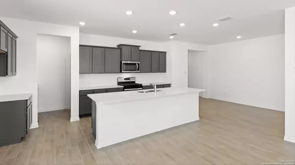 11909 Vista Cruise, Live Oak, TX 78233