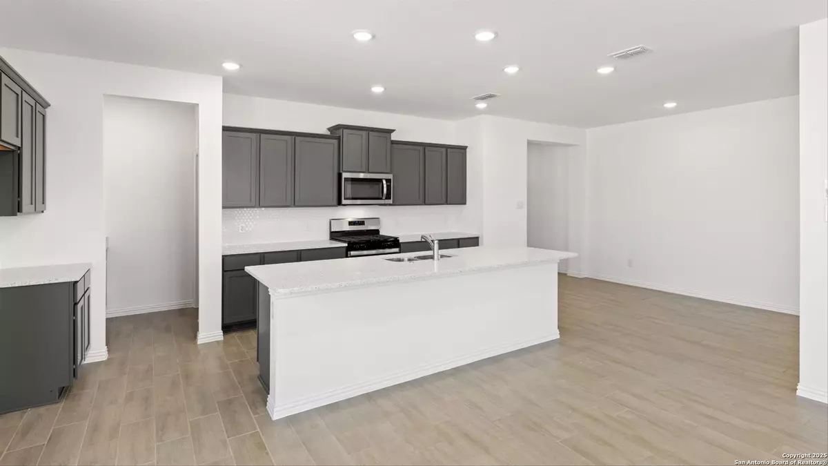 Live Oak, TX 78233,11909 Vista Cruise