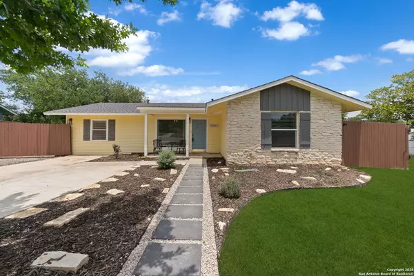 Live Oak, TX 78233-2801,12202 Hollow Glen