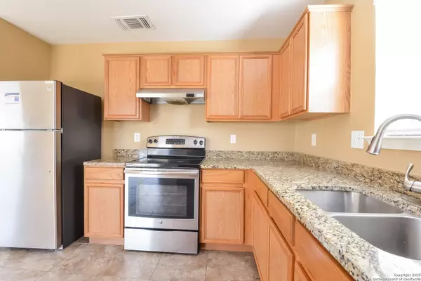 San Antonio, TX 78227,8518 Adams Hill