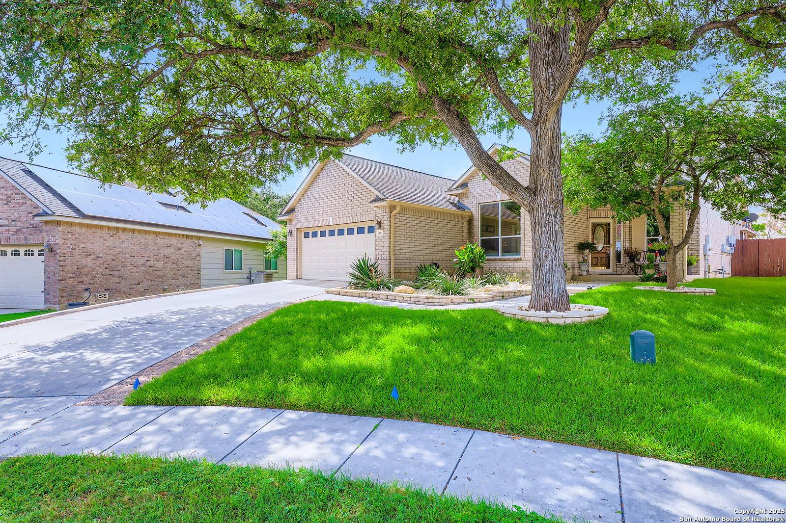 Universal City, TX 78148,8754 stoney brook