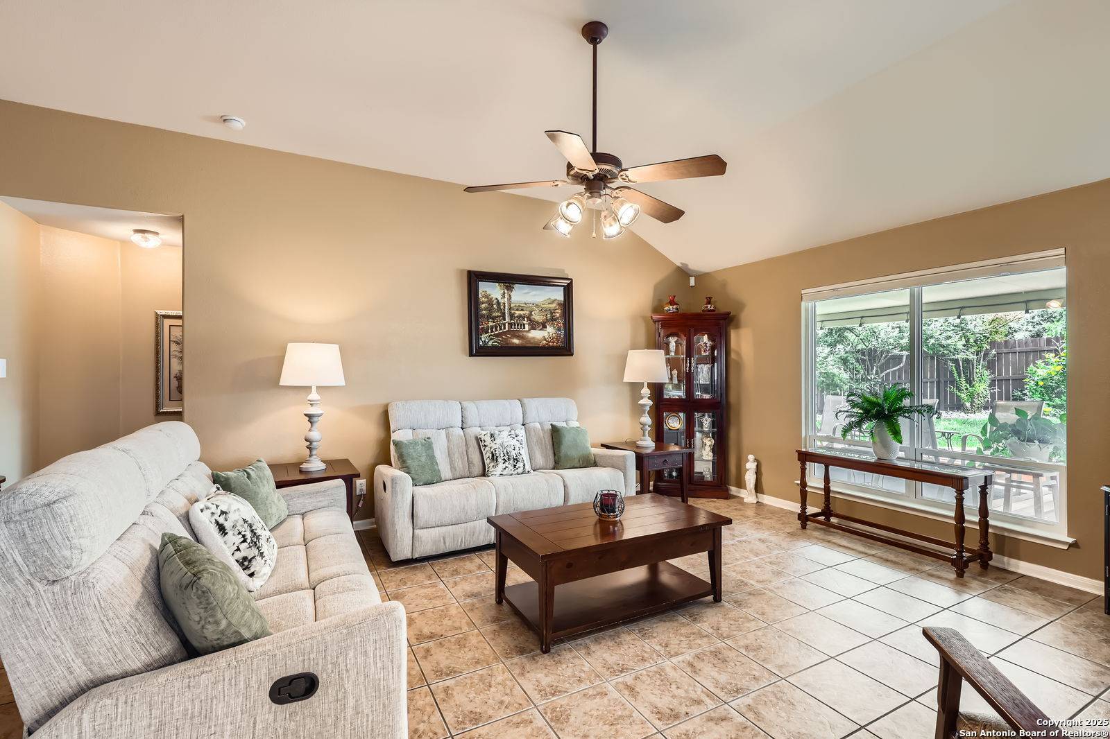 Universal City, TX 78148,8754 stoney brook