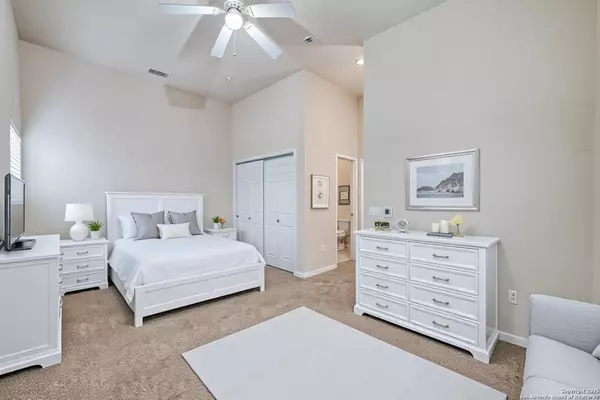 San Antonio, TX 78240,6160 Echkert UNIT 606