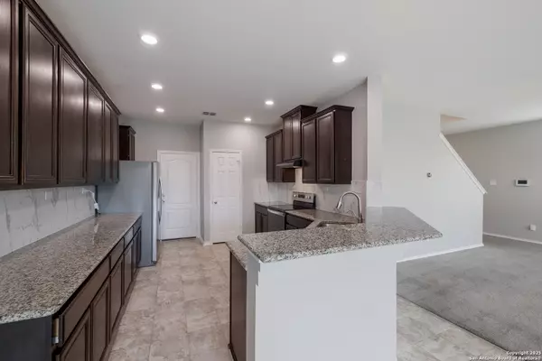 San Antonio, TX 78245-3768,4543 OLYMPUS BAY