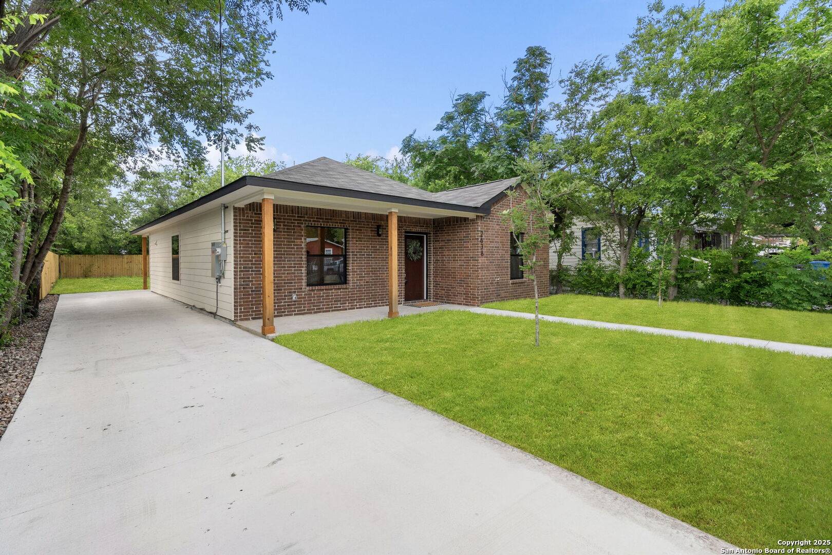 San Antonio, TX 78228,2638 Menchaca