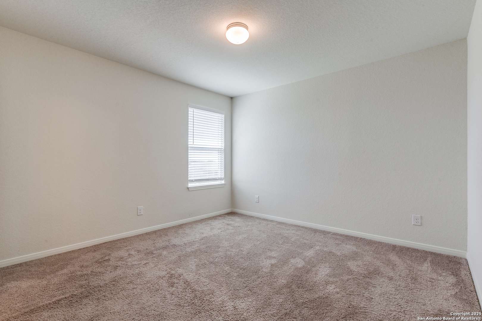 San Antonio, TX 78252,6508 Sabinal