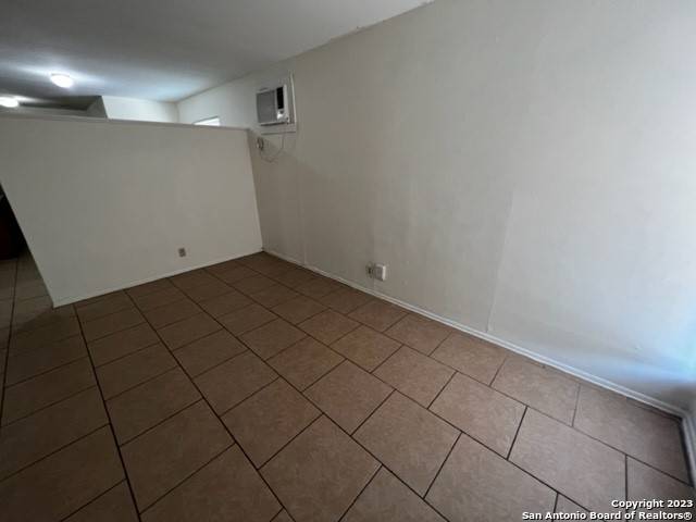 San Antonio, TX 78218,6038 Castle Hunt