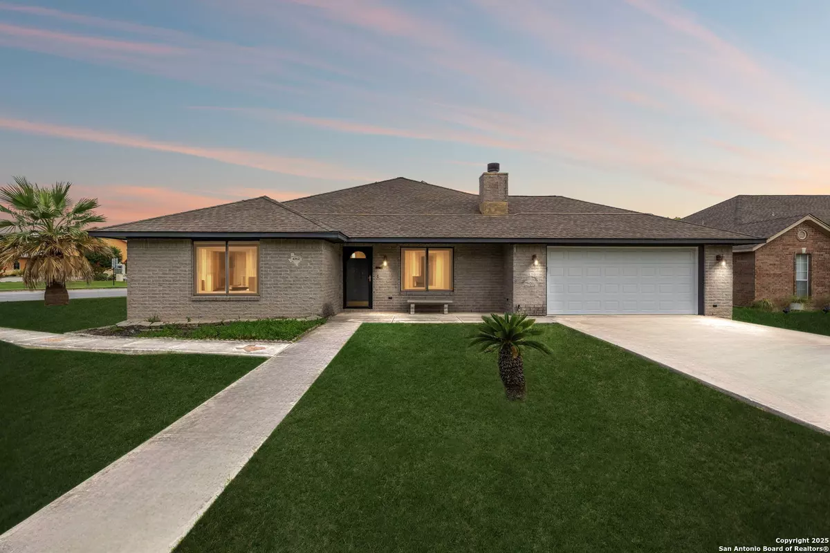 New Braunfels, TX 78130,1062 Rolling Path
