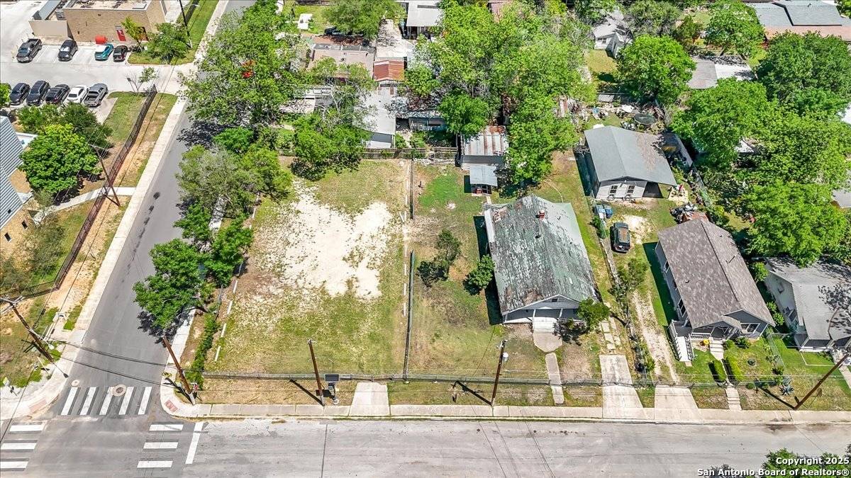 San Antonio, TX 78207,2121 Leal