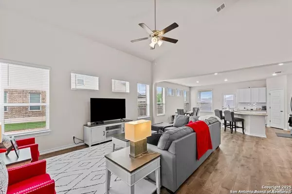 San Antonio, TX 78254,8512 Murray Grey