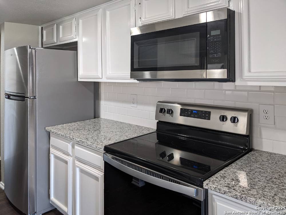 San Antonio, TX 78244-1428,5528 ALLBROOK