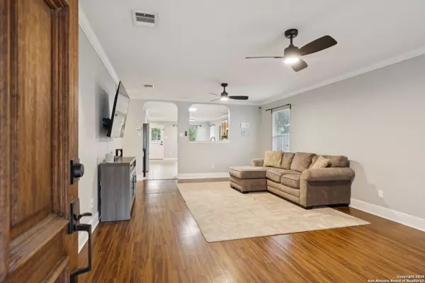 San Antonio, TX 78254,9607 Country Shadow