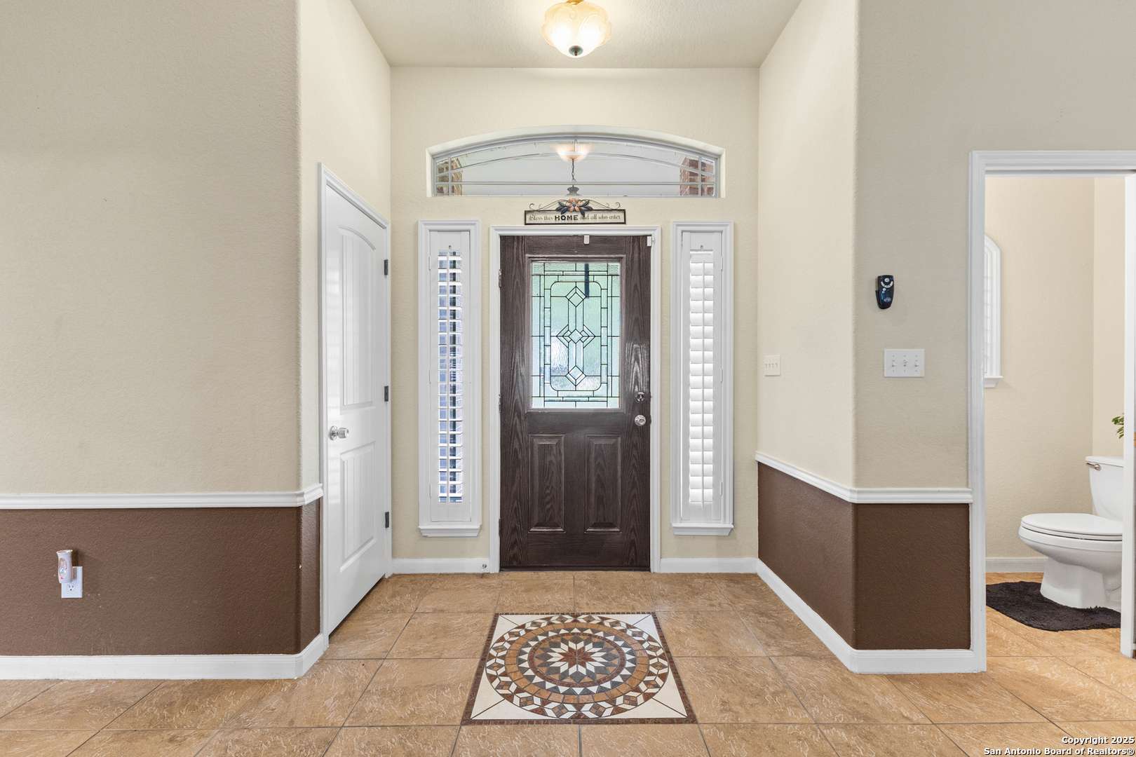 Floresville, TX 78114,102 Westhaven