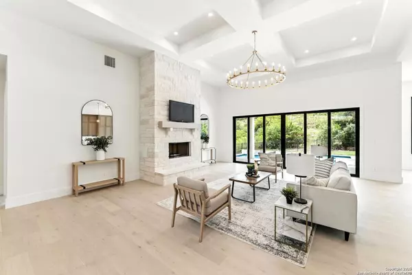 San Antonio, TX 78255,10302 Kendall Canyon