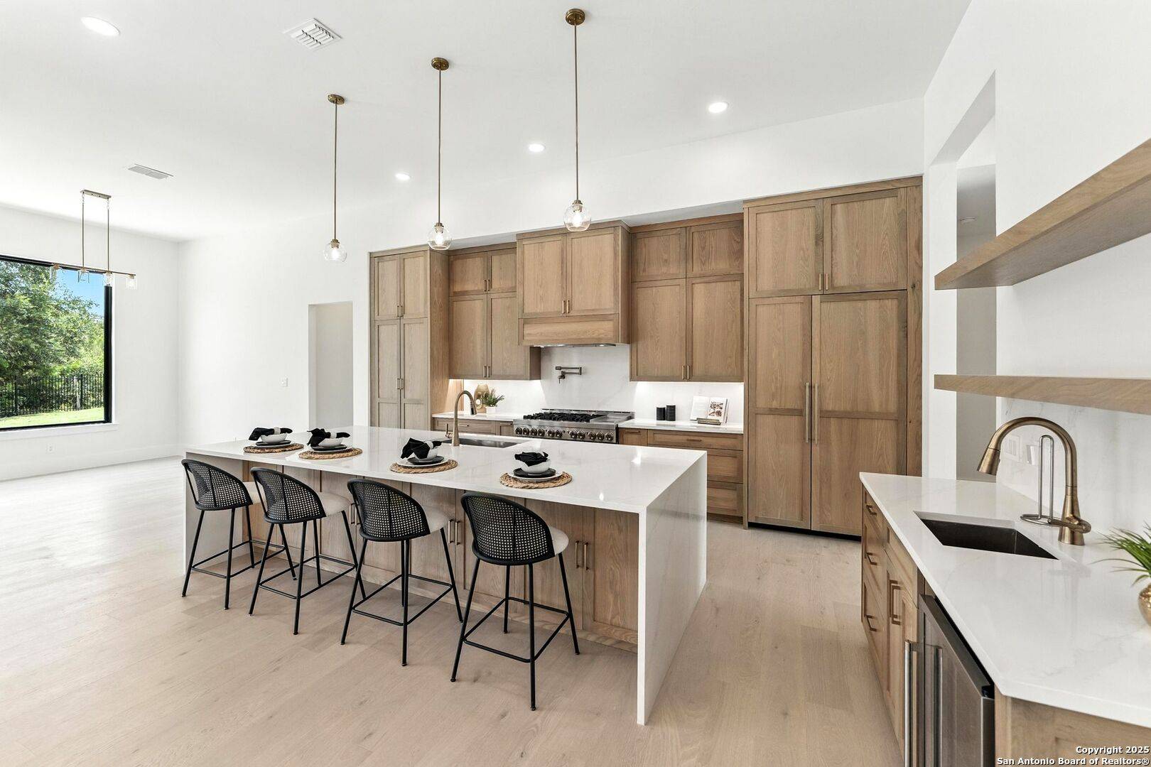 San Antonio, TX 78255,10302 kendall canyon