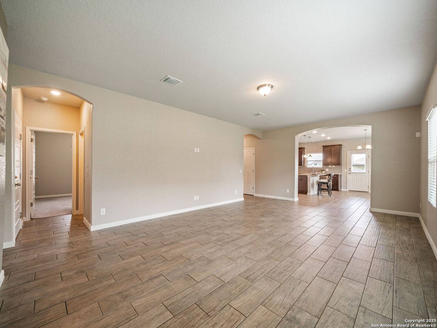 New Braunfels, TX 78130,754 Farmers Dell