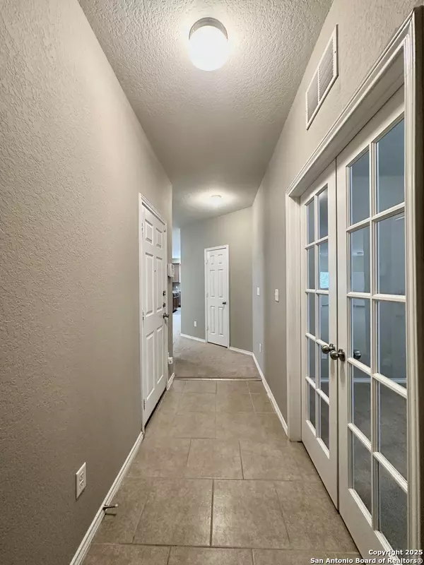 San Antonio, TX 78245,14023 Laurel Br