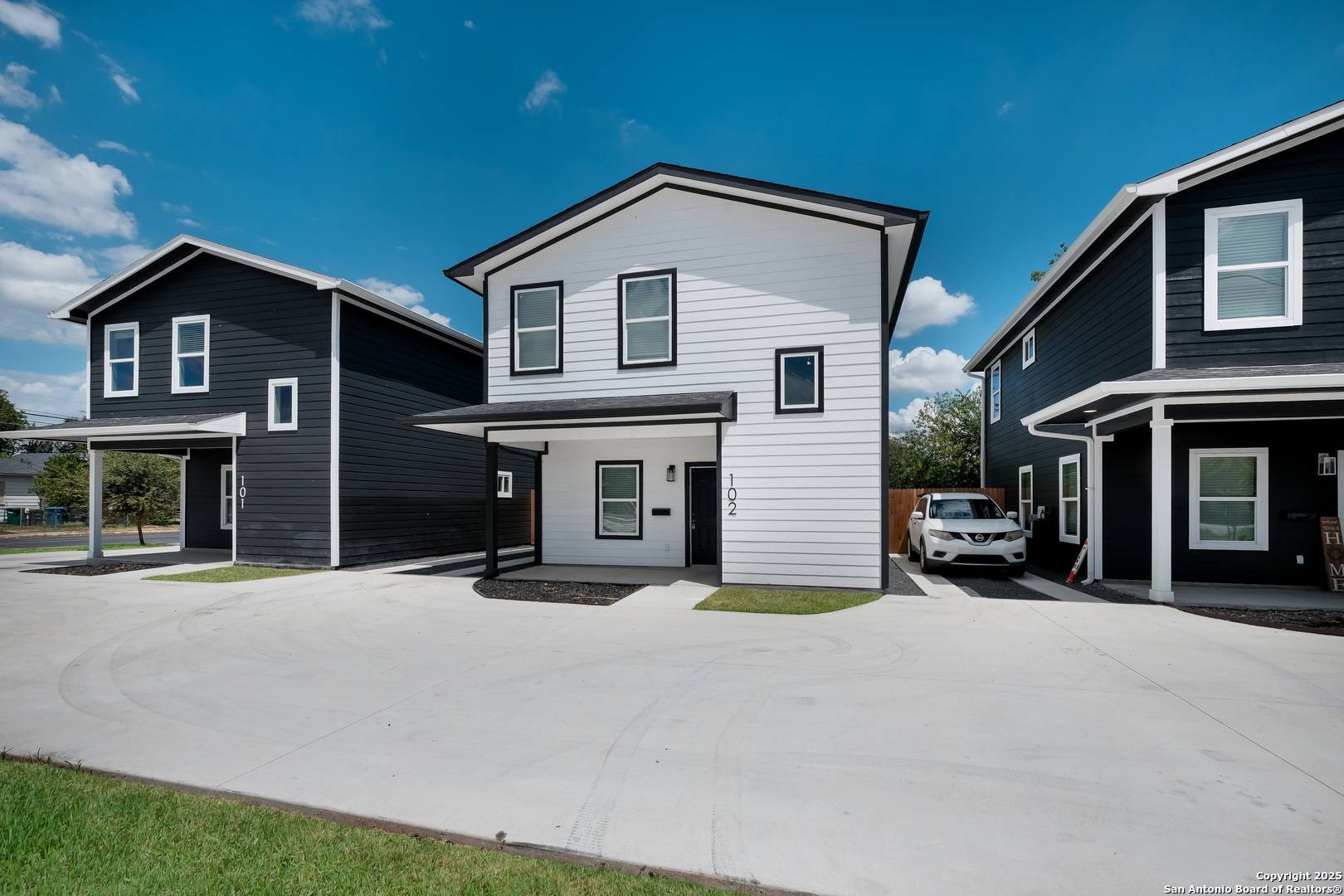 San Antonio, TX 78202,1702 Hays UNIT 102
