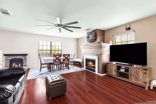 San Antonio, TX 78245,9807 Messenger