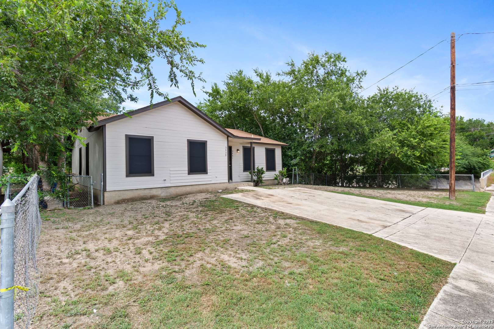 San Antonio, TX 78210,3439 Gateway