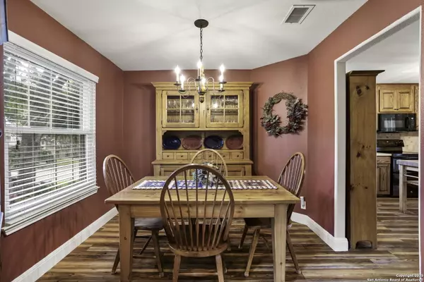 San Antonio, TX 78213,1510 Vista Azul