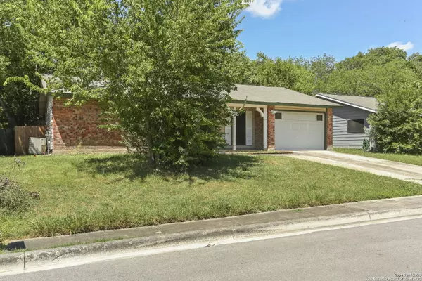 Converse, TX 78109-2509,121 Meadow HI