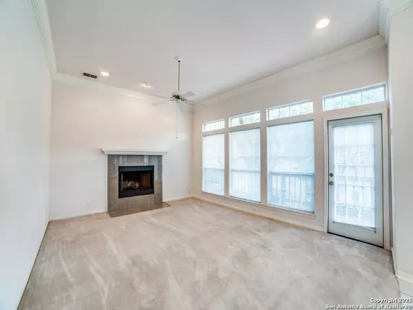 San Antonio, TX 78254,8627 Waldon Heights