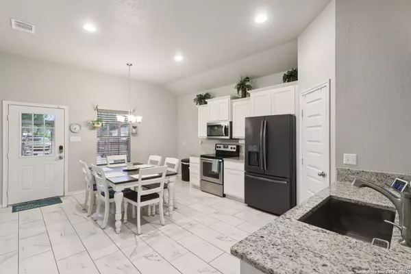 San Antonio, TX 78228,903 John Page