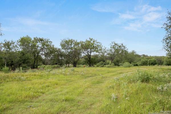 3141 Zion Hill, Seguin, TX 78155