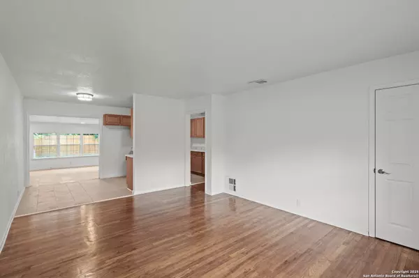 San Antonio, TX 78213,147 Marlena Dr