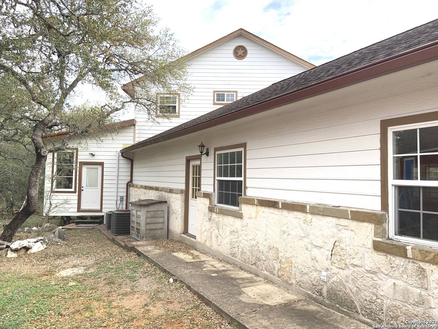 Mico, TX 78056,930 COUNTY ROAD 2720