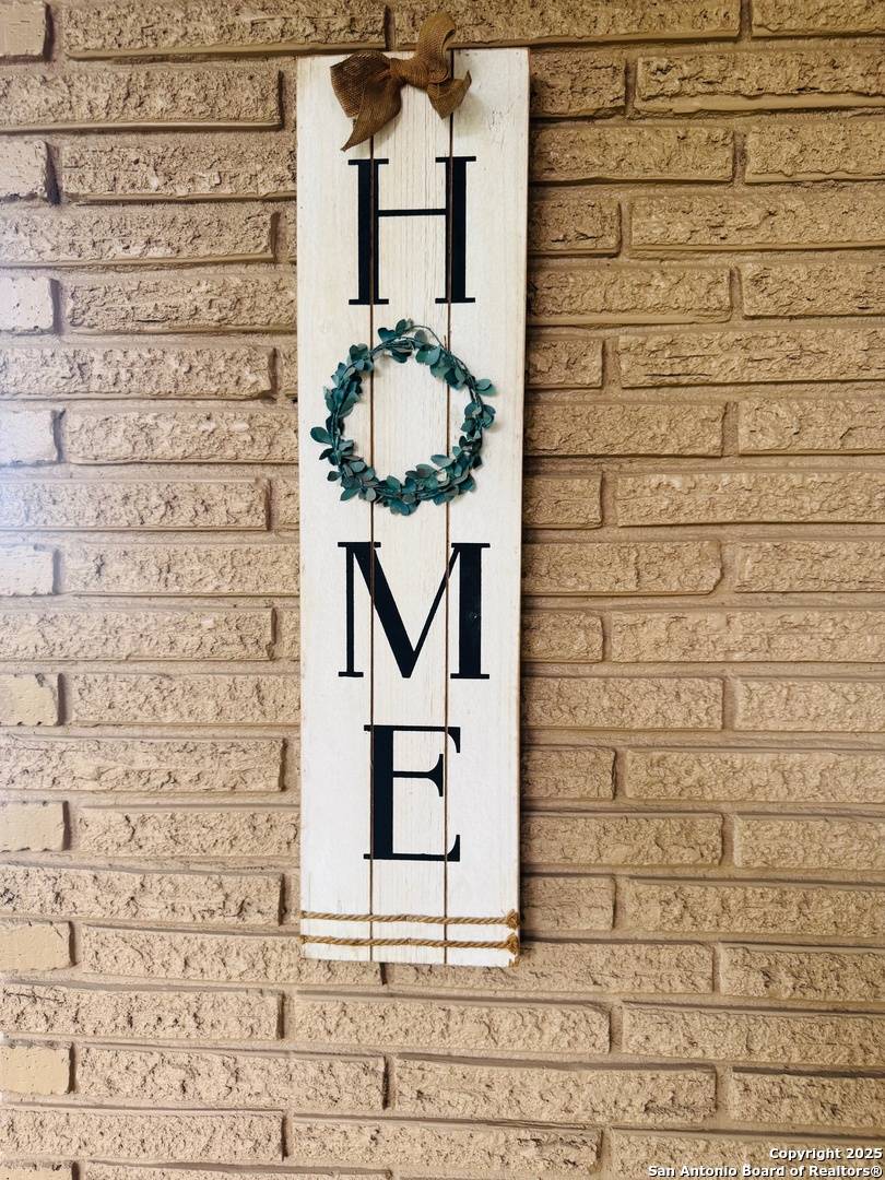 San Antonio, TX 78216,335 Pinewood Lane