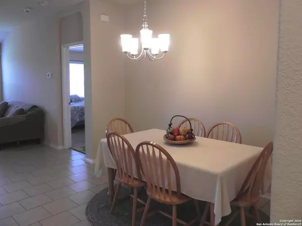 San Antonio, TX 78252,6923 Quantum Loop