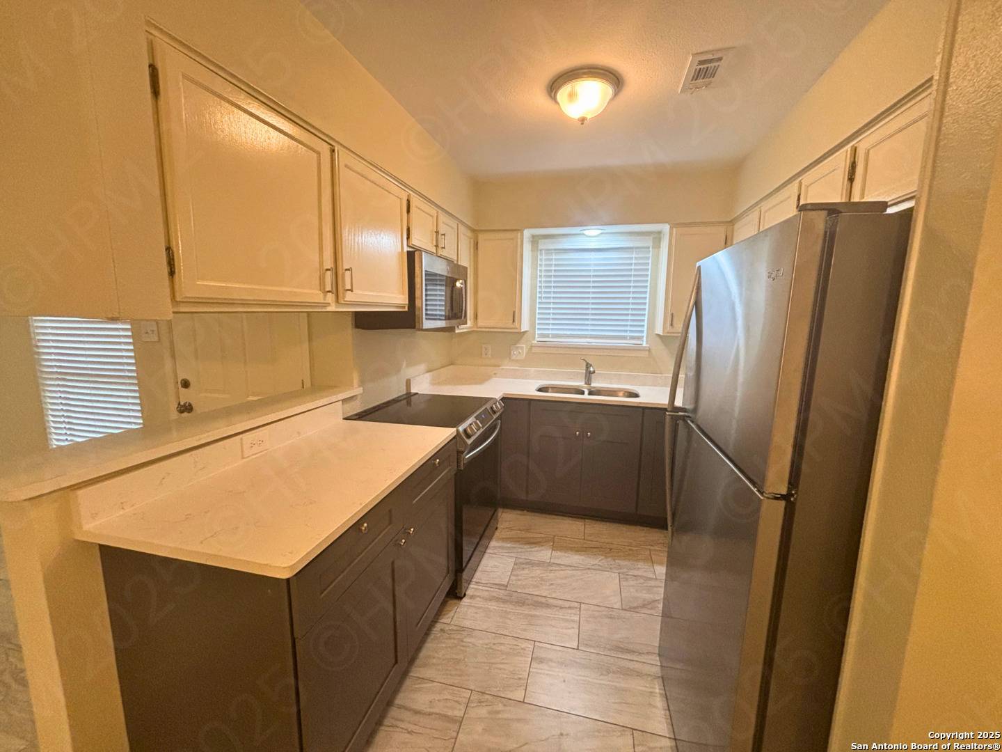 San Antonio, TX 78229,2542 Babcock Rd. UNIT C103