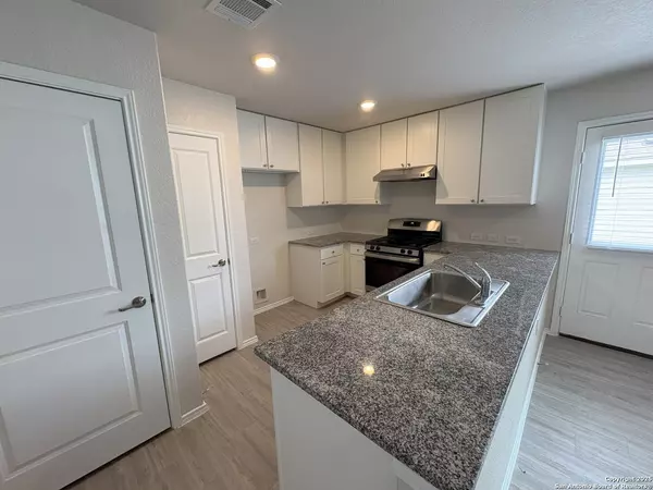 San Antonio, TX 78221,711 Vermilion