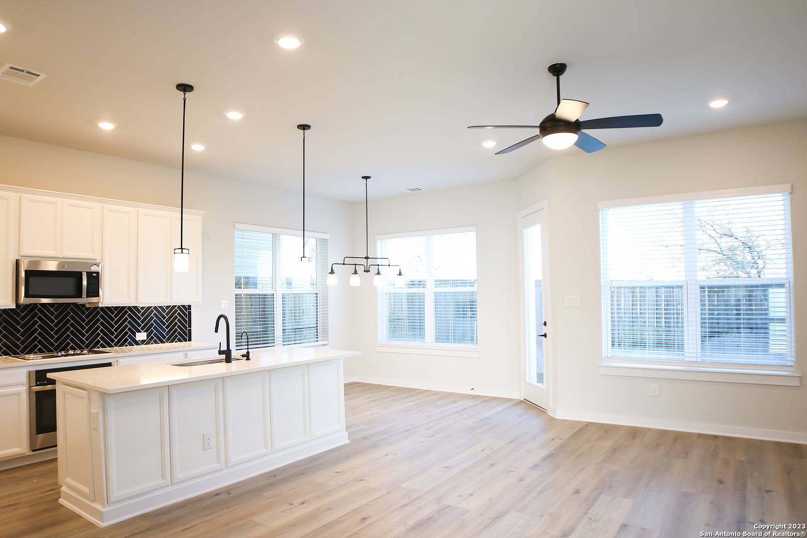 San Antonio, TX 78240,5843 Whitby Rd UNIT 19
