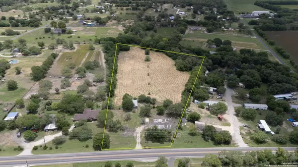 Seguin, TX 78155,901 Fm 1620