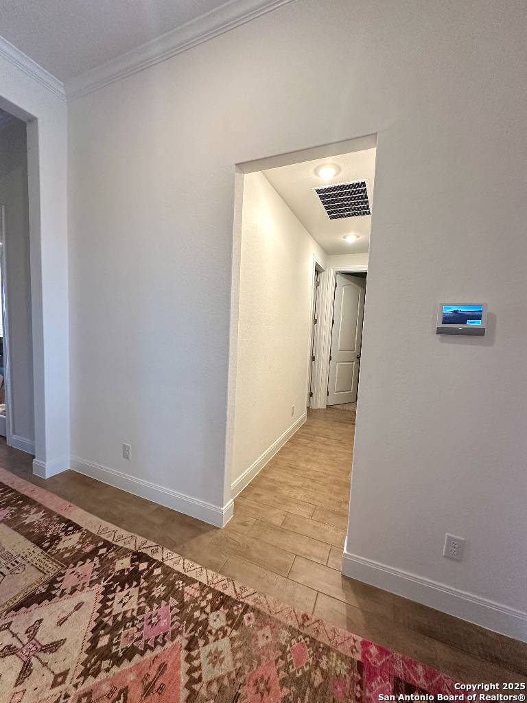 Floresville, TX 78114,120 Willow Oak Trl
