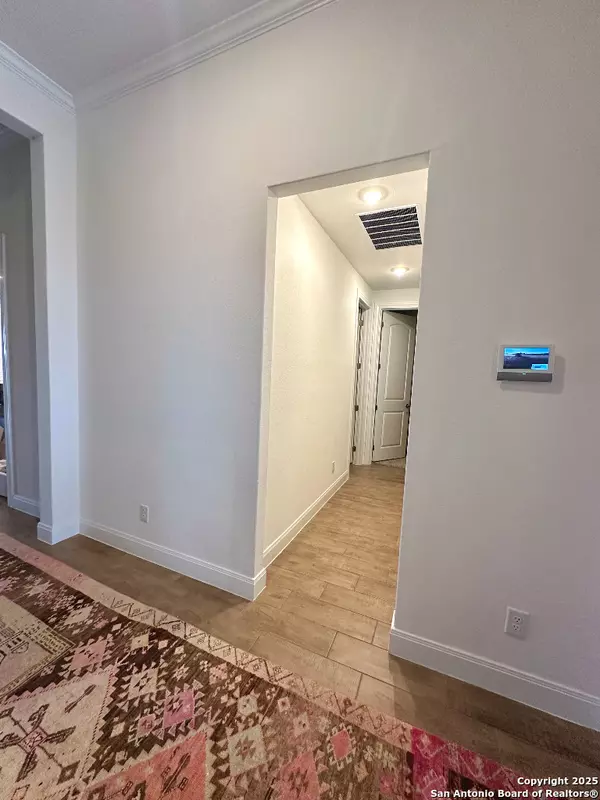 Floresville, TX 78114,120 Willow Oak Trl