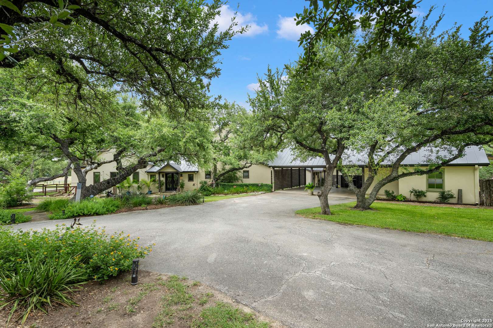 815 OLD BOERNE ROAD, Bulverde, TX 78163-3214