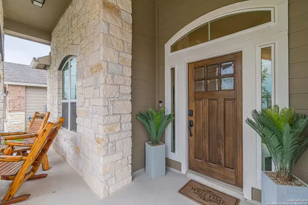 New Braunfels, TX 78130-5571,313 N KOWALD LN
