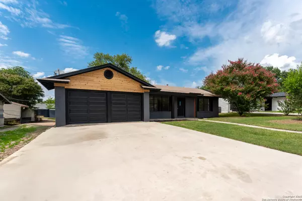 San Antonio, TX 78218,4407 Bikini Dr