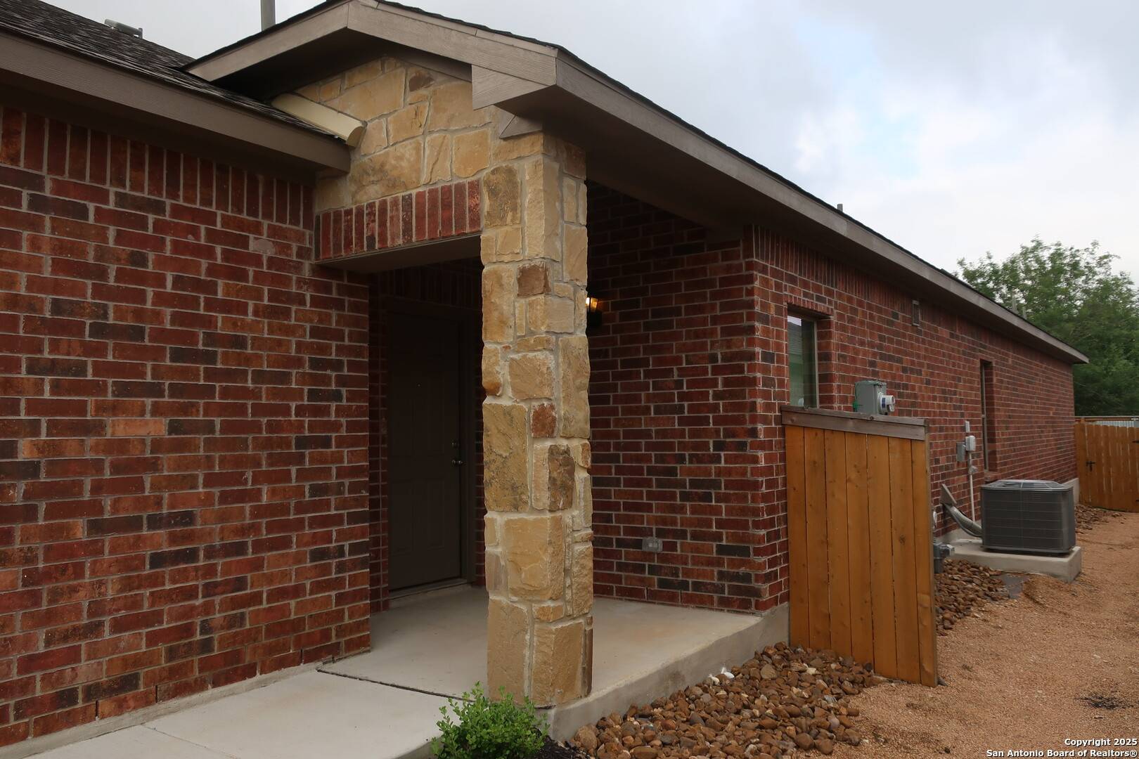 New Braunfels, TX 78130-3052,1239 OLD FM 306