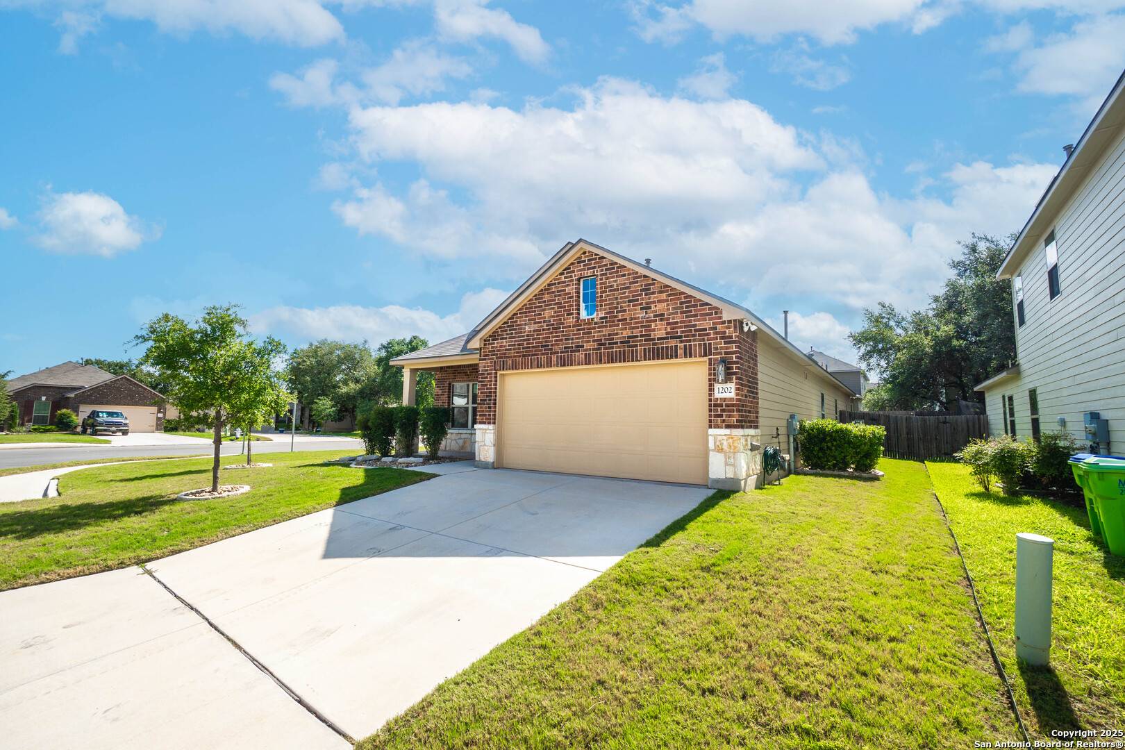 San Antonio, TX 78245,1202 Petunia Bluff