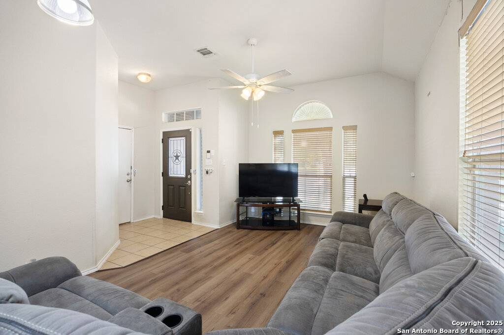 Schertz, TX 78108,5704 Mahogany Bay