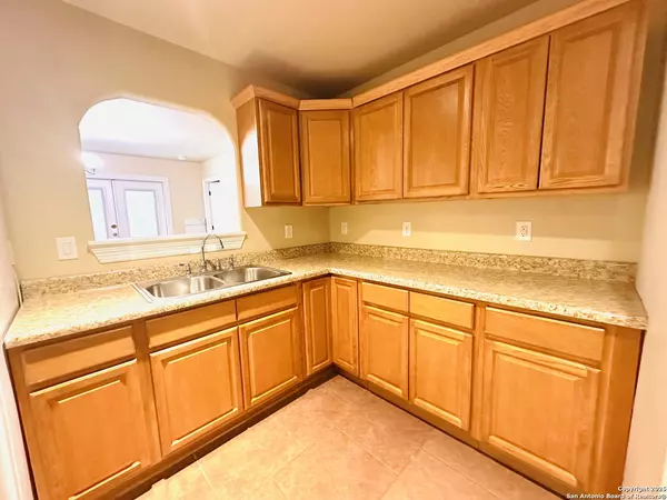 San Antonio, TX 78220,451 Hub