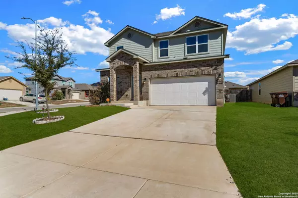 4538 Heathers Rose, St Hedwig, TX 78152