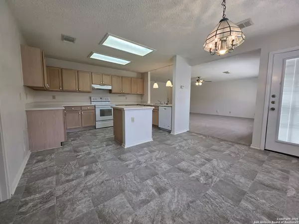 San Antonio, TX 78250,9651 Hillside Trail