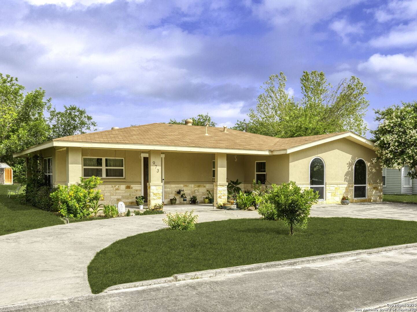 Poteet, TX 78065,973 Coleman