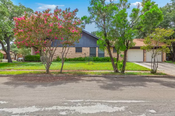 San Antonio, TX 78240,8902 Hetherington